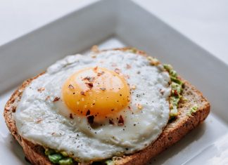 15 High-Protein Breakfasts That Make 30 Grams Shockingly Easy